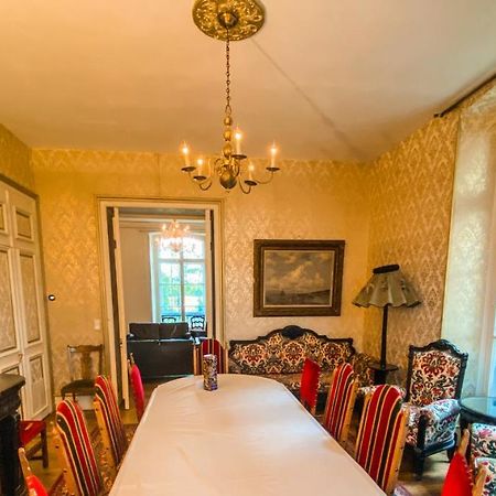 La Moncelle Private Castle With Park - Chateau Guillermo מראה חיצוני תמונה