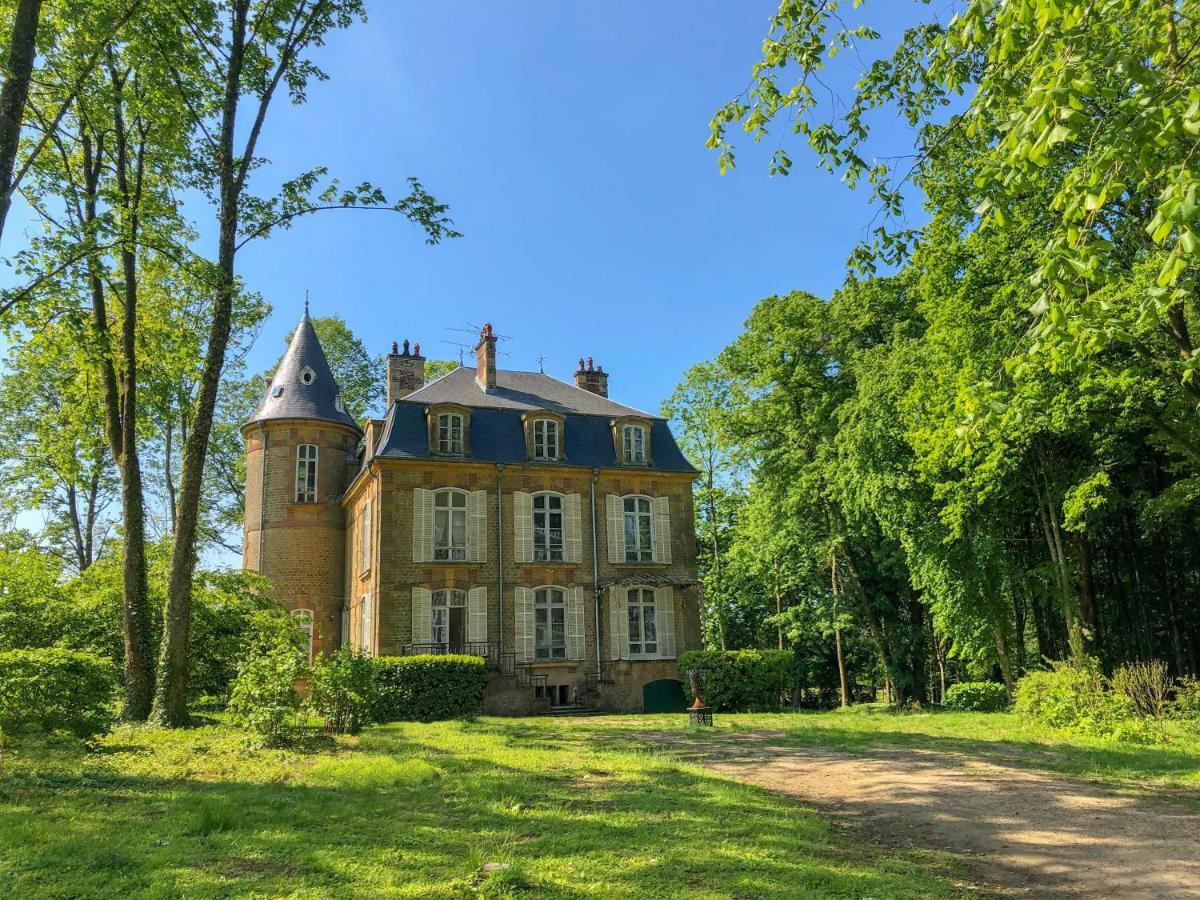 La Moncelle Private Castle With Park - Chateau Guillermo מראה חיצוני תמונה