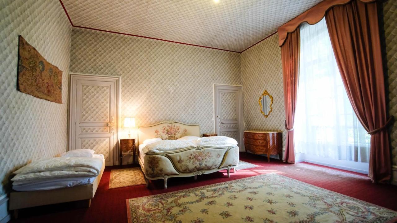 La Moncelle Private Castle With Park - Chateau Guillermo מראה חיצוני תמונה